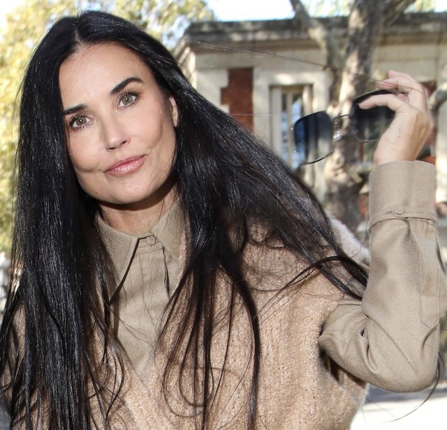 Demi Moore'un yüzü olay oldu: Bunu yapana dava açman gerek! - Magazin haberleri