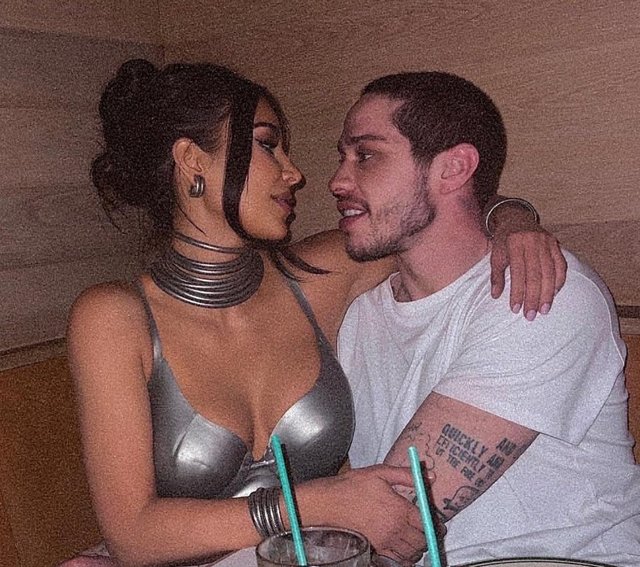 Son dakika: Kim Kardashian ile Pete Davidson'dan ilk fotoğraf! - Dünyadan Magazin Haberleri