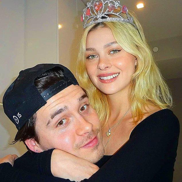 10. Brooklyn Beckham ve Nicola Anne Peltz çiftinin düğün ayrıntılarını inceledik!