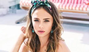 Fenomen annelere "Çocuklarınızı kadın gibi giydirmeyin" diyen Bahar Şahin'in sözleri sosyal medyayı ikiye böldü