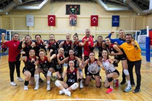 tvf-kadinlar-2-ligi-bilecik-belediye-spor-kadin-voleybol-takimi-3-mfa-zonguldak-dsi-1-GA7ehAWN.jpg