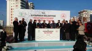 40-yillik-sorunu-cozen-kayapinar-belediyesi-millet-bahcesi-olusturdu-OavzeC52.jpg
