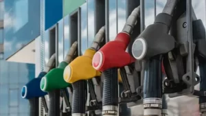 akaryakitta-cifte-indirim-vatandas-isyan-etti-9wju