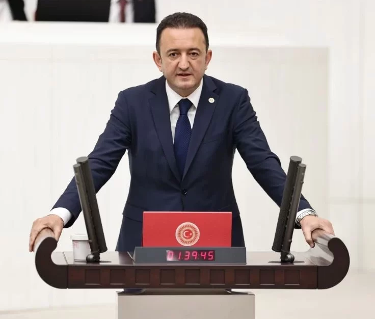 CHP Konya Milletvekili Barış Bektaş’tan Hayati Uyarı: Su Krizi Çözülmezse Türkiye Aç Kalacak, Tarım ve Su Güvenliği Tehlikede! 1 20231110 milletvekili bektas staj v fbdw e1765539654326 - CHP Konya Milletvekili Barış Bektaş’tan Hayati Uyarı: Su Krizi Çözülmezse Türkiye Aç Kalacak, Tarım ve Su Güvenliği Tehlikede!