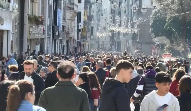 guvencesizlik-ve-yoksulluk-tetikliyor-turkiyede-dogurganlik-hizi-dusuyor-i7ut