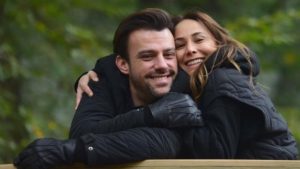 "YALANCI" DİZİSİNİN BAŞROLLERİNDEN VEDA PAYLAŞIMI