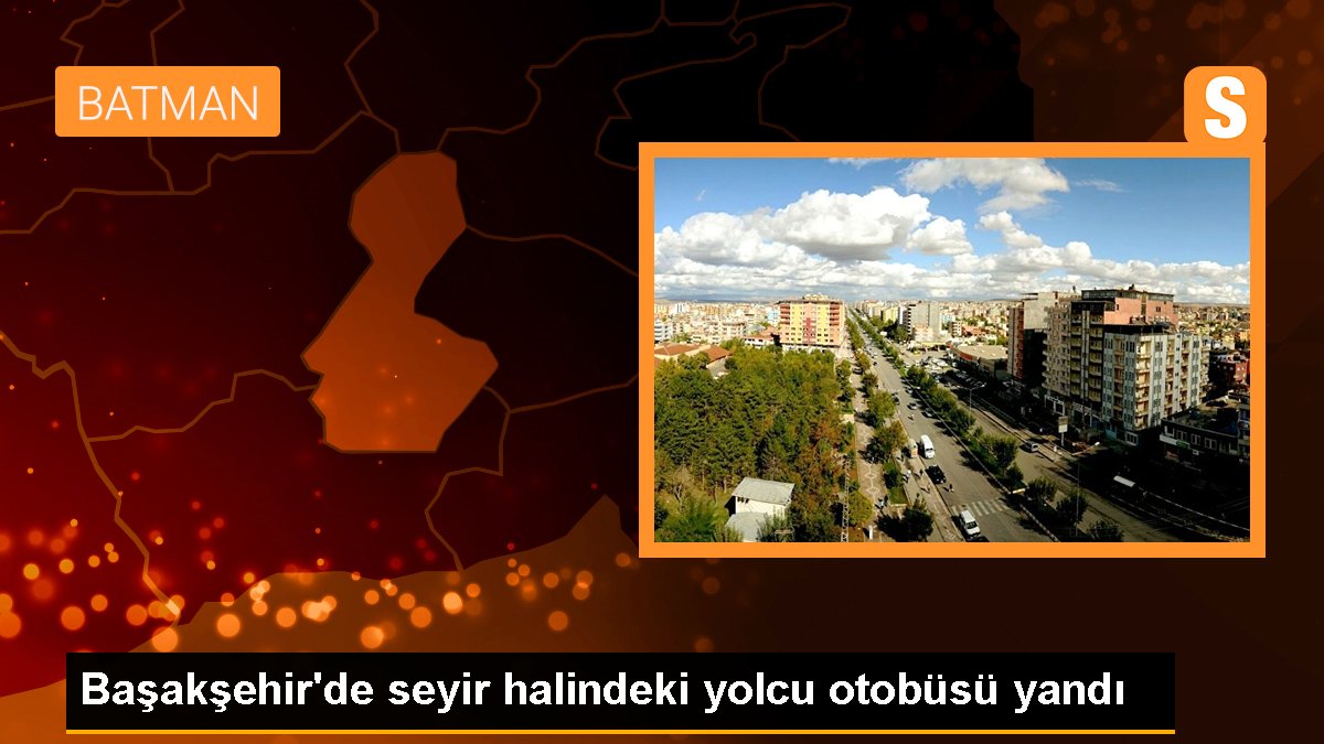basaksehirde-seyir-halindeki-yolcu-otobusu-yandi-zHxfc83n.jpg