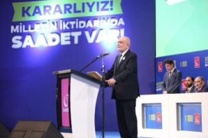 karamollaoglu-temel-hak-ve-ozgurlukler-hangi-mantikla-referandum-konusu-yapiliyor-dBFd8uOq.jpg
