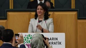 pervin-buldan-akp-ve-mhp-ikilisinin-tahayyul-ettigi-yuzyilda-kurtler-aleviler-demokrasi-ozgurluk-ve-toplumsal-baris-yok-LbzJSyel.jpg