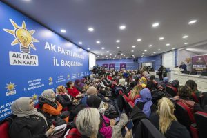 ak-partili-kesir-siyaset-akademisi-kadin-egitim-programinda-konustu-aciklamasi-J3lQXpqr.jpg