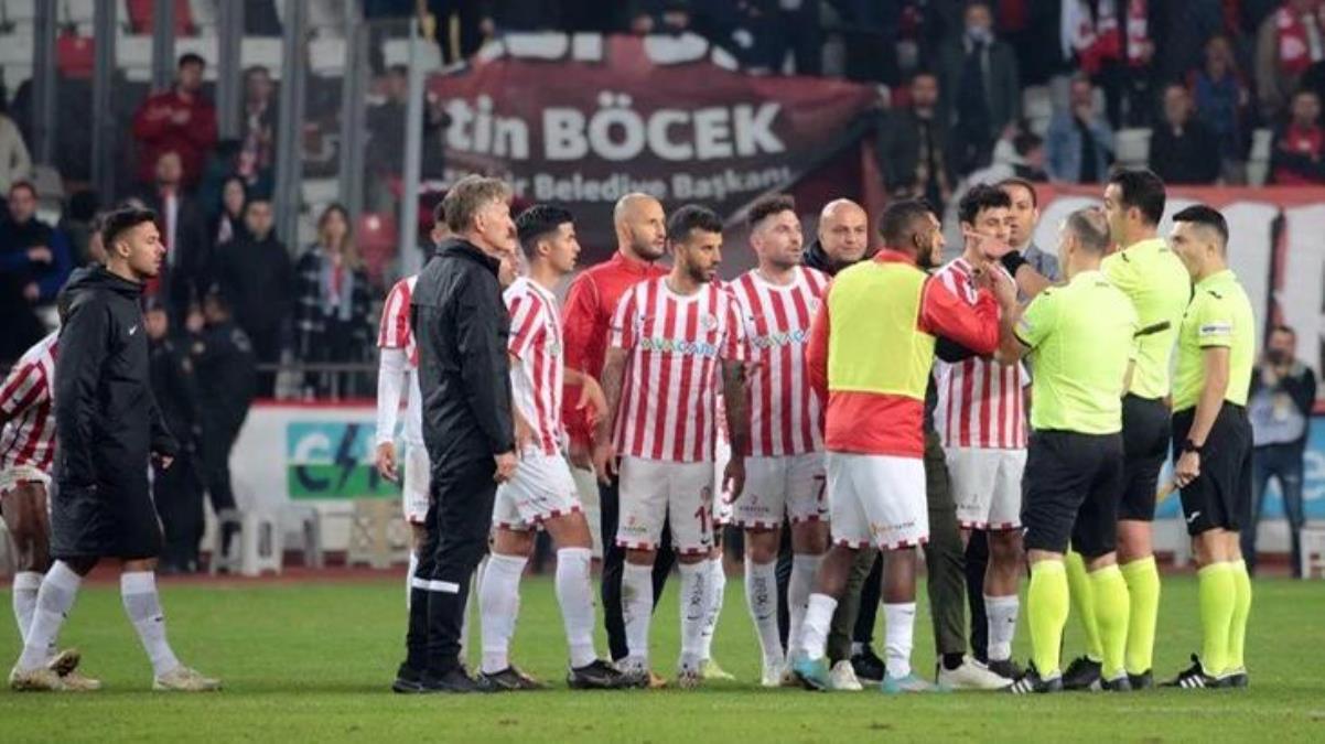 antalyaspor-harekete-gecti-fenerbahce-mucadelesinin-var-kayitlarinin-aciklanmasini-talep-etti-vsGme6g1.jpg