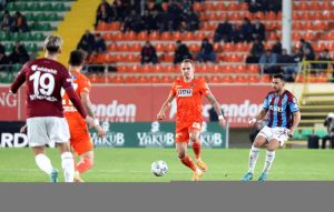spor-toto-super-lig-alanyaspor-3-trabzonspor-0-ilk-yari-mrLMlqJT.jpg