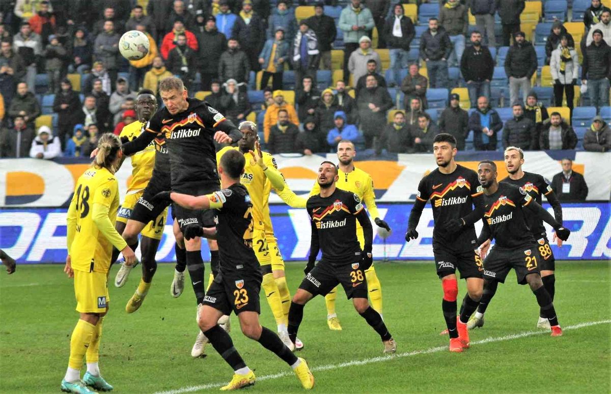 super-toto-super-lig-mke-ankaragucu-1-kayserispor-1-ilk-yari-XtQdArD9.jpg