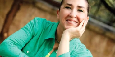 tumay-ozokur-imza-gununde-d-r-da-okurlariyla-10905030_7724_amp