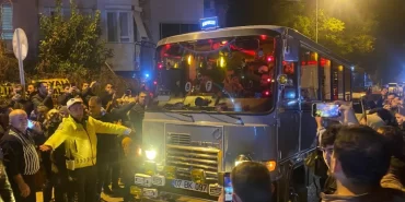 67771ffdb7c15862__w1200xh900