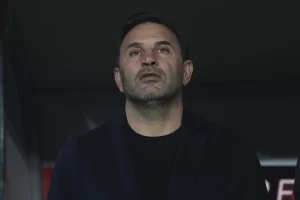 67a11f594d68a176__w1200xh800