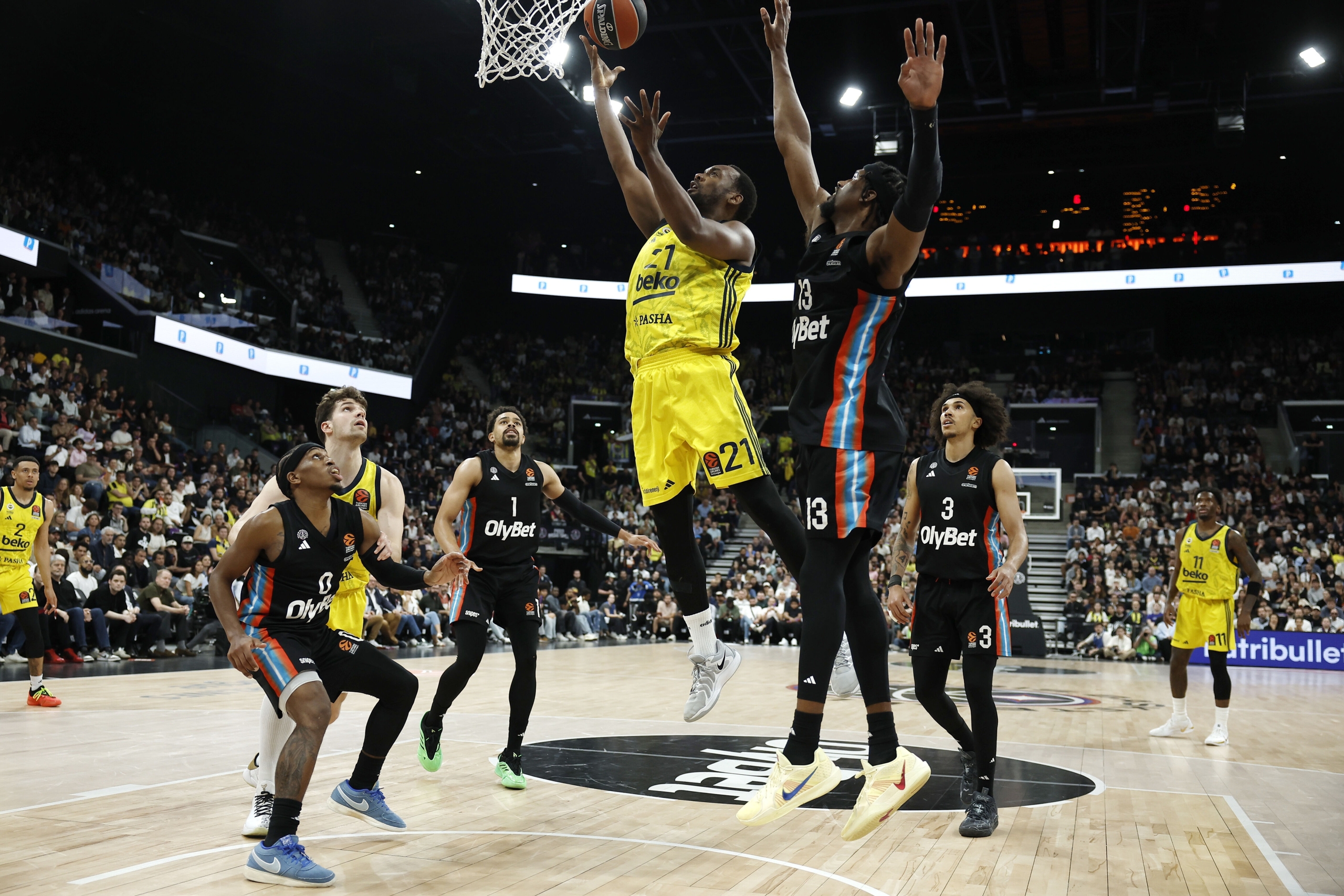 fenerbahce beko final fourda paris basketbolu 98 88 maglup etti 17459604786219 3 scaled