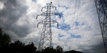 ispanya-elektrik-kesinti-sebebi