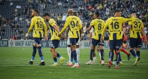 fenerbahce-uefa-sampiyonlar-liginde-feyenoord-ile-karsilasacak-poster