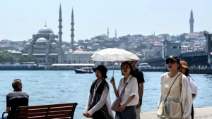 istanbullular-dikkat-valilik-tarih-ve-saat-verip-uyardi-sicak-hava-dalgasi-geliyor