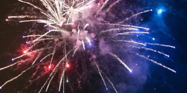 son-dakika-istanbul-valiliginden-havai-fisek-karari-28-ekime-kadar-yasak-riju_cover