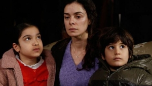 kadin-dizisindeki-hata-guldurdu-728x410