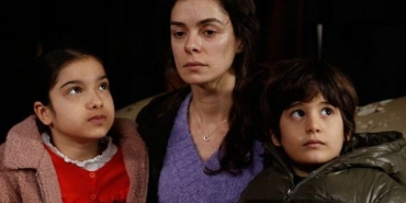 kadin-dizisindeki-hata-guldurdu-728x410