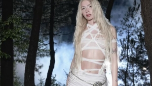 aleyna-tilki-71vw_cover