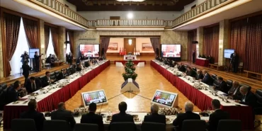 17640575821631782772