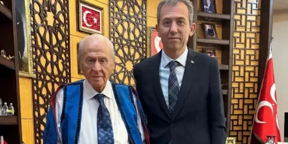 Bahçeli’den Türkmen-Alevi Kıyafetiyle Dayanışma Mesajı