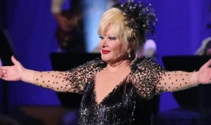 muazzez-abaci-dan-uzen-haber-yogun-bakima-alindi-4336