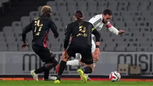 17645947271130484765