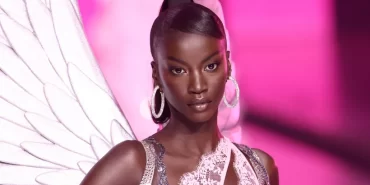 17646810982139599344