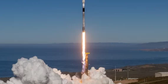 TÜRKİYE’NİN İLK MİLLİ YÖRÜNGE TRANSFER ARACI FGN‑TUG‑S01 UZAYA FIRLATILDI