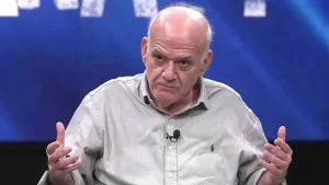 ahmet-cakar-kalp-krizi-suphesiyle-yeniden-hastaneye-kaldirildi