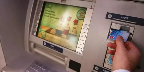 atm-lerde-yeni-donem-artik-ikiye-6ujk_cover.jpg
